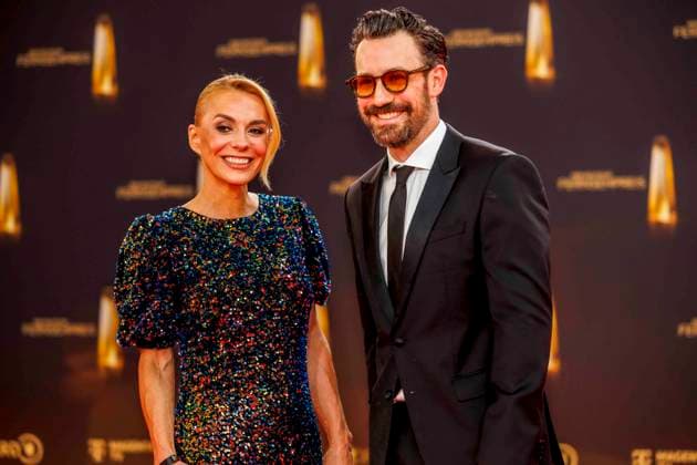 abb Inga Leschek und Jan Koeppen zu Gast auf dem roten Teppich bei der Verleihung Der Deutsche Fernsehpreis 2025 in den MMC Studios am 0.09.2025 in Koeln NRW Deutschland