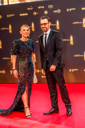 abb Inga Leschek und Jan Koeppen zu Gast auf dem roten Teppich bei der Verleihung Der Deutsche Fernsehpreis 2025 in den MMC Studios am 0.09.2025 in Koeln NRW Deutschland