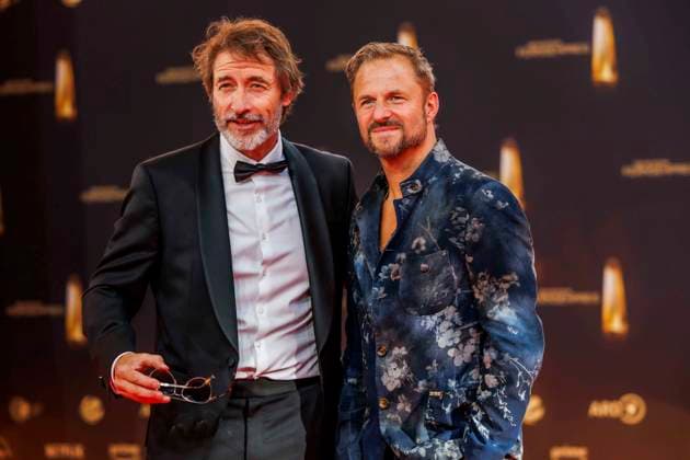abb Guido Broscheit und Philipp Hochmair zu Gast auf dem roten Teppich bei der Verleihung Der Deutsche Fernsehpreis 2025 in den MMC Studios am 0.09.2025 in Koeln NRW Deutschland