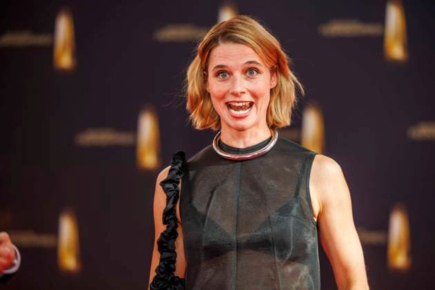 abb Svenja Jung zu Gast auf dem roten Teppich bei der Verleihung Der Deutsche Fernsehpreis 2025 in den MMC Studios am 0.09.2025 in Koeln NRW Deutschland