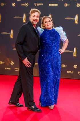 abb Knud Riepen und Gisa Flake zu Gast auf dem roten Teppich bei der Verleihung Der Deutsche Fernsehpreis 2025 in den MMC Studios am 0.09.2025 in Koeln NRW Deutschland