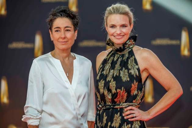 abb Dunja Hayali und Sarah Tacke ZDF zu Gast auf dem roten Teppich bei der Verleihung Der Deutsche Fernsehpreis 2025 in den MMC Studios am 0.09.2025 in Koeln NRW Deutschland