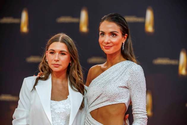 abb Jana Wosnitza und Lea Wagner ARD zu Gast auf dem roten Teppich bei der Verleihung Der Deutsche Fernsehpreis 2025 in den MMC Studios am 0.09.2025 in Koeln NRW Deutschland