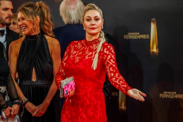 abb Laura Karasek, Ruth Moschner zu Gast auf dem roten Teppich bei der Verleihung Der Deutsche Fernsehpreis 2025 in den MMC Studios am 0.09.2025 in Koeln NRW Deutschland
