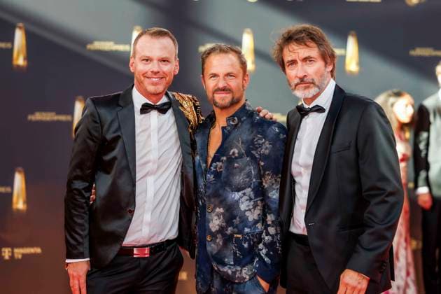 abb Guido Broscheit und Philipp Hochmair zu Gast auf dem roten Teppich bei der Verleihung Der Deutsche Fernsehpreis 2025 in den MMC Studios am 0.09.2025 in Koeln NRW Deutschland
