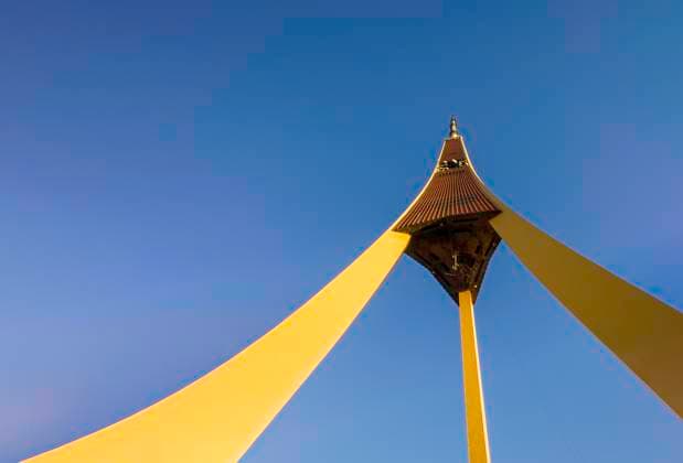 Riga TV tower from low angle against clear blue sky Riga Radio and television tower from low angle view against clear blue sky with copy space, 96708784.jpg RECORD DATE NOT STATED