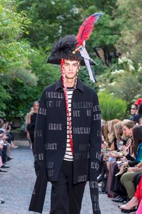 Libertine - runway - spring 2026, new york fashion week, usa - 10 sep 2025 (Foto: M10s Thenews2 imago images) Libertine - runway - spring 2026, new york fashion week, usa - 10 sep 2025  Copyright: xRonxAdarx