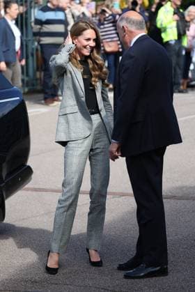 . 11 09 2025. Sudbury, United Kingdom. Kate Middleton, the Princess of Wales, at the Sudbury Silk Mills in Sudbury, Suffolk, United Kingdom.  xStephenxLockx xi-Imagesx IIM-26216-0008