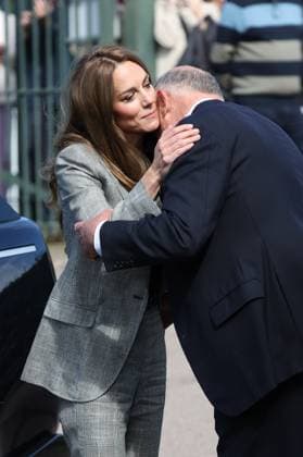 . 11 09 2025. Sudbury, United Kingdom. Kate Middleton, the Princess of Wales, at the Sudbury Silk Mills in Sudbury, Suffolk, United Kingdom.  xStephenxLockx xi-Imagesx IIM-26216-0013