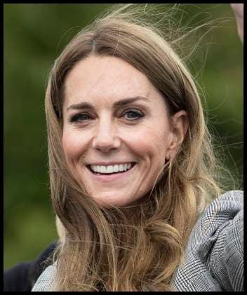 . 11 09 2025. Sudbury, United Kingdom. Kate Middleton, the Princess of Wales, leaving a visit at the Sudbury Silk Mills in Sudbury, Suffolk, United Kingdom.  xStephenxLockx xi-Imagesx IIM-26216-0024