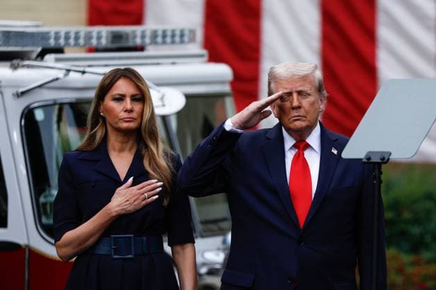 Bilder des Jahres 2025, News September 09 News Bilder des Tages US President Trump marks 9 11 anniversary at the Pentagon WASHINGTON D.C., UNITED STATES - SEPTEMBER 11: US President Donald Trump (R) salutes during the playing of Taps with first lady Melania Trump (L) during a ceremony at the Pentagon marking the 24th anniversary of the September 11, 2001 terrorist attacks in Washington D.C., United States, on September 11, 2025. Yasin Ozturk Anadolu Washington DC United States. Editorial use only. Please get in touch for any other usage.  Copyright: x2025xAnadoluxYasinxOzturkx
