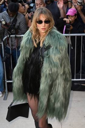 Entertainment Bilder des Tages Celebrities arrive at the Michael Kors fashion show during New York Fashion Week Featuring: Suki Waterhouse Where: New York City, New York, United States When: 11 Sep 2025 Credit: Elder Ordonez INSTARimages EDITORIAL USE ONLY. NOT FOR USE BY NEWSPAPERS BASED IN THE UK. Copyright: xx instar55078419
