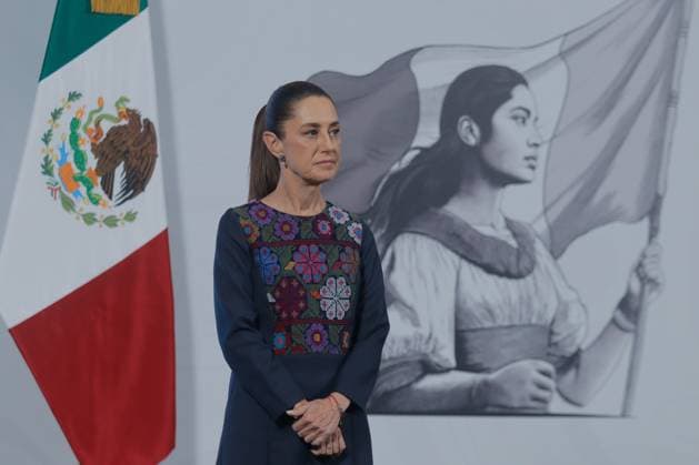 Mexico™s President Claudia Sheinbaum Holds News Conference Mexico™s President Claudia Sheinbaum Pardo speaks about the increase in the IEPS (Special Tax on Sugary Drinks) to prevent excessive consumption. These beverages are the main source of sugar in the Mexican diet and their effects on health. during a news conference at National Palace. on September 11, 2025 in Mexico City, Mexico. (Photo by Carlos Santiago Eyepix Group) Copyright: xCarlosxSantiagox xEyepixxGroupx CS_11092025_169848