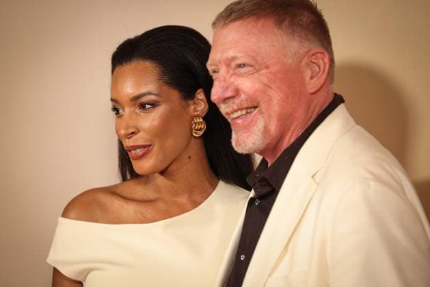 Entertainment Bilder des Tages Boris Becker stellt sein Buch INSIDE vor Boris Becker und Frau Lilian de Carvalho Monteiro (Schwanger) Boris Becker stellt sein Buch im Delphi Kino in Berlin vor *** Boris Becker presents his book INSIDE Boris Becker and his wife Lilian de Carvalho Monteiro Pregnant Boris Becker presents his book at the Delphi Cinema in Berlin Copyright: xEventpressxFuhrx