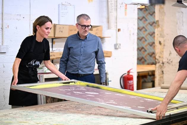 The Princess of Wales visits Marina Mill The Princess of Wales visits Marina Mill, where a small team produces fabrics using the traditional silk-screen method, in Cuxton, Kent, UK, on the 11th September 2025. Picture by Chris J Ratcliffe WPA-Pool Cuxton Marina Mill Kent United Kingdom  WHA-0801