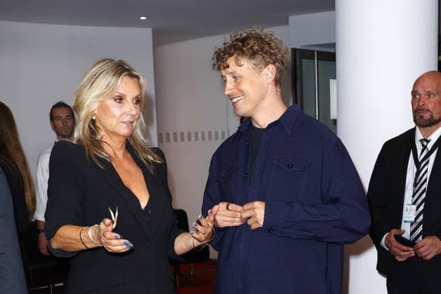 Kim Fisher und Tim Bendzko bei der Verleihung Deutscher Radiopreis am 11.09.2025 in Hamburg Deutscher Radiopreis 2025 Verleihung in Hamburg