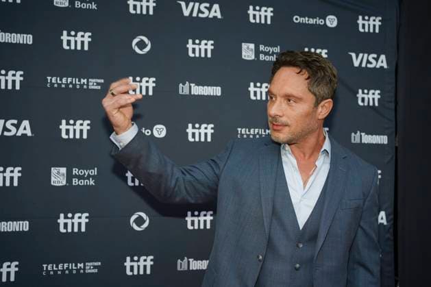 September 11, 2025, Toronto, Ontario, Canada: Nic Pizzolatto attends the red carpet for the Ã¢â‚¬ËœEasy s WaltzÃ¢â‚¬â ¢ premiere during the 2025 Toronto International Film Festival at Roy Thomson Hall. on September 11, 2025 in Toronto, Canada. Toronto Canada - ZUMAe321 20250911_zea_e321_143 Copyright: xLeonardoxRamirezx