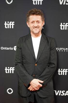 2025 Toronto International Film Festival - ˜Adulthood™ Premiere Alex Winter attends the red carpet for the ˜Adulthood™ premiere during the 2025 Toronto International Film Festival at Roy Thomson Hall. on September 11, 2025 in Toronto, Canada. (Photo by Leonardo Ramirez Eyepix Group) Copyright: xLeonardoxRamirez xEyepixxGroupx LR_11092025_170073