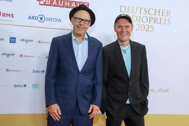 abb Die Junx zu Gast auf dem roten Teppich bei der Verleihung des Deutschen Radiopreis 2025 in der Neuen Flora am 11.09.2025 in Hamburg Hamburg Deutschland