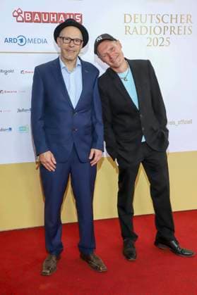 abb Die Junx zu Gast auf dem roten Teppich bei der Verleihung des Deutschen Radiopreis 2025 in der Neuen Flora am 11.09.2025 in Hamburg Hamburg Deutschland
