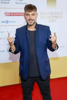 abb Nevio Passaro zu Gast auf dem roten Teppich bei der Verleihung des Deutschen Radiopreis 2025 in der Neuen Flora am 11.09.2025 in Hamburg Hamburg Deutschland