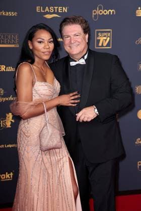 Salomea Noemi und Francis Fulton-Smith bei der Verleihung Die Goldene Henne am 12.09.2025 in Leipzig Goldene Henne 2025 Verleihung in Leipzig