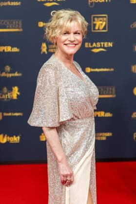 Preisverleihung Goldene Henne 2025 12.09.2025 Leipzig, Messe-Allee 1 (Leipziger Messe) Im Foto: Anne Kasparik, Schauspielerin Am Freitagabend findet die Verleihung der Goldenen Henne 2025, gemeinsam veranstaltet von SuperIllu und MDR-Fernsehen, wieder in Leipzig statt. Deutschlands größter Publikumspreis feiert in diesem Jahr 35 Jahre Deutsche Einheit und 30 Jahre GOLDENE HENNE. Dazu eingeladen sind zahlreiche regionale, nationale und internationale Stars. Die Preisverleihung findet in der Messe Leipzig statt. Leipzig Messe Leipzig Sachsen Deutschland Copyright: xEHLxMedia BjörnxStachx 20250912_goldene-henne-teppich-1_6