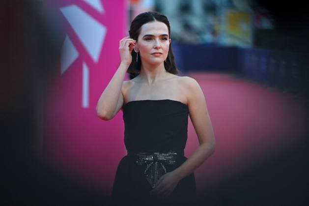 Deauville Nouvelle Vague Screening FC Zoey Deutch attending the Nouvelle Vague screening as part of the 51th Deauville American Film Festival on September 12, 2025 in Deauville, France. Photo by Franck Castel ABACAPRESS.COM Deauville France  Copyright: xCastelxFranck ABACAx