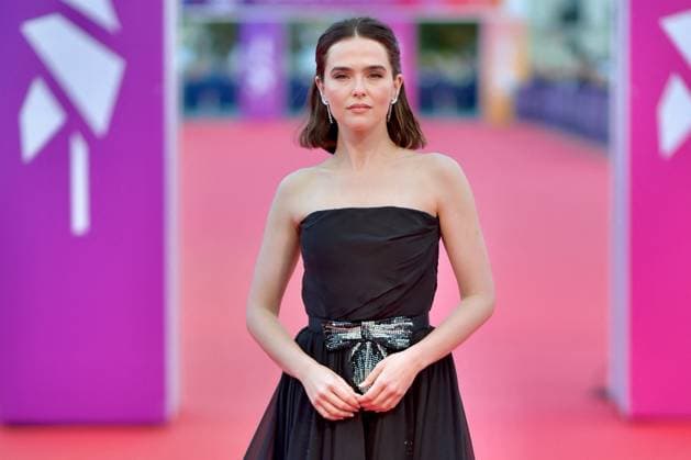 Deauville Nouvelle Vague Screening FC Zoey Deutch attending the Nouvelle Vague screening as part of the 51th Deauville American Film Festival on September 12, 2025 in Deauville, France. Photo by Franck Castel ABACAPRESS.COM Deauville France  Copyright: xCastelxFranck ABACAx