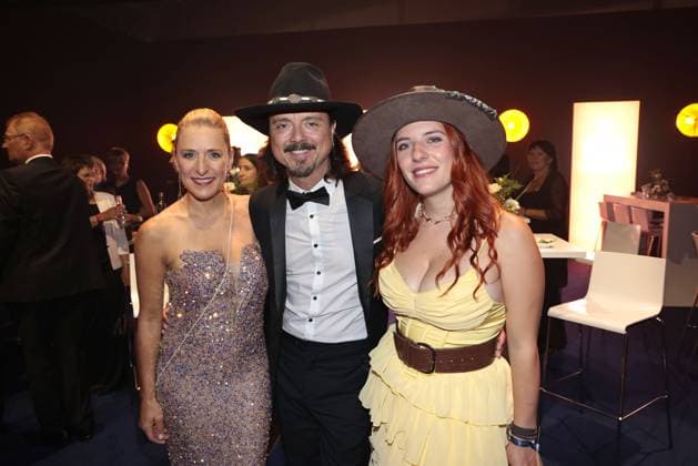 Stefanie Hertel, Lanny Lanner und Johanna Mross bei der Aftershow Party bei der Verleihung von Die Goldene Henne am 12.09.2025 in Leipzig Goldene Henne 2025 Verleihung in Leipzig