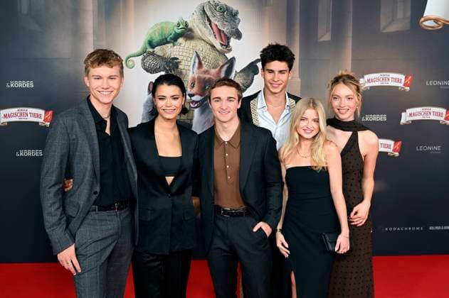 Leonard Conrads, Tomomi Themann, Luis Vorbach, Loris Sichrovsky, Emilia Pieske und Emilia Maier bei der Premiere des Kinofilms Die Schule der magischen Tiere 4 im Mathäser Filmpalast. München, 12.09.2025