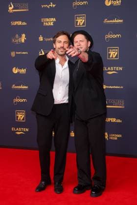 Award - Goldene Henne 2025 - Max Giesinger und Johannes Oerding bei der Goldenen Henne 2025 in der Messe Leipzig am 12.09.2025. Copyright: xEventpressxKochanx