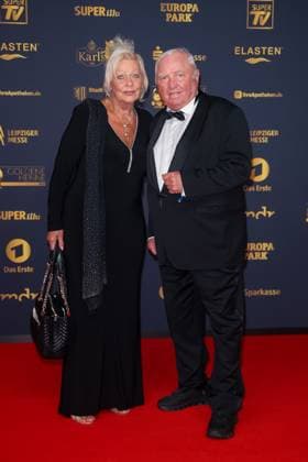 Award - Goldene Henne 2025 - Margret Wegner und Ulli Wegner bei der Goldenen Henne 2025 in der Messe Leipzig am 12.09.2025. Copyright: xEventpressxKochanx