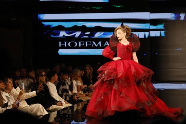 New York Fashion Week - Hoffman Models walk the runway during designer Mila Hoffman s Art Hearts Fashion Runway Shows at the Angel Orensanz Foundation in Lower Manhattan, New York, on September 12, 2025. The fashion show brims with creativity, avant-garde design, and style, reaffirming the Big Apple as the fashion capital of the world. NEW YORK United States  Copyright: xDeccioxSerranox originalFilename: serrano-notitle250912_np5fB.jpg