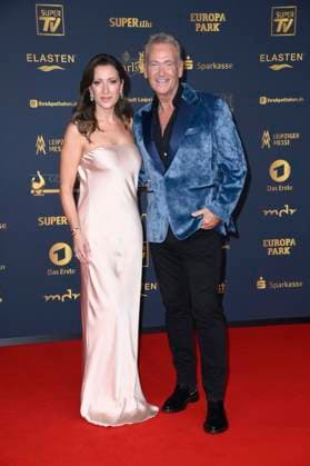 Olaf Berger mit Ehefrau Julia Berger bei der 31. Verleihung der Goldenen Henne 2025 in der Leipziger Messe. Leipzig, 12.09.2025