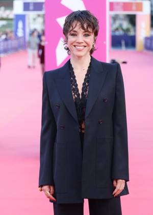 Alice Isaaz à la première du film Nouvelle Vague lors du 51éme Festival du Cinema Américain de Deauville le 12 septembre 2025 Denis Guignebourg Bestimage Premiere of the film Nouvelle Vague at the 51st Deauville American Film Festival on September 12, 2025 Deauville France  Copyright: xDenisxGuignebourgx xBestimagexDenisxGuignebourgx xBestimagex