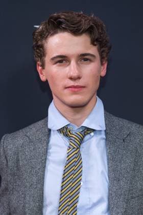 Red carpet for the 50th Toronto International Film Festival - Driver s Ed premiere Featuring: Sam Nivola Where: Toronto, Canada When: 12 Sep 2025 Credit: Captive Camera Cover Images EDITORIAL USE ONLY. NOT FOR USE BY NEWSPAPERS BASED IN THE UK. Copyright: xx coverimg55083117