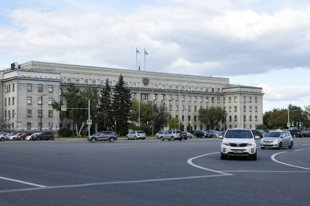 RUSSIA, IRKUTSK - SEPTEMBER 13, 2025: The building of the Irkutsk Region Legislative Assembly in Kirovsky District in early autumn. Kirill Kukhmar TASS  83931392
