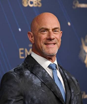 Christopher Meloni arrives for the 77th annual Primetime Emmy Awards at the Peacock Theater in Los Angeles on Sunday, September 14, 2025.  LAP2025091447 CHISxCHEW