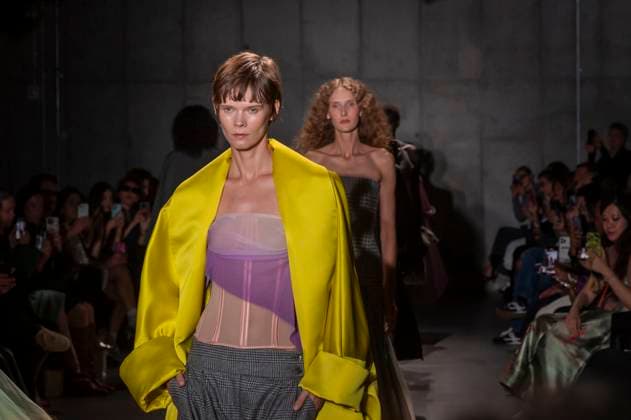 Bach Mai - Runway - Spring 2026, New York Fashion Week, USA - 14 Sep 2025 Models walk the runway finale for the Bach Mai fashion show during the Spring 2026 New York Fashion Week at Genesis House in New York City. New York United States Copyright: xRonxAdarx xSOPAxImagesx _radar_mai_20250914_21222