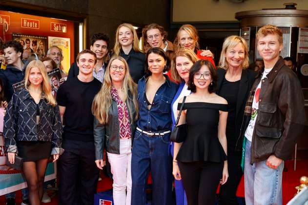 Cast und Crew bei der Premiere des Kinofilms Die Schule der magischen Tiere 4 in der Lichtburg. Essen, 14.09.2025