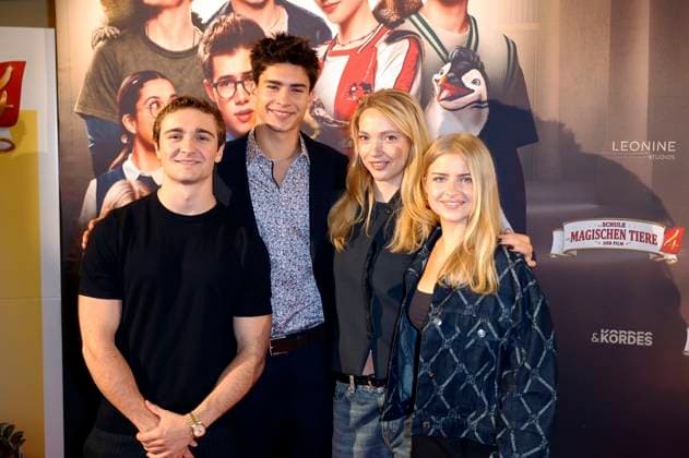Luis Vorbach, Loris Sichrovsky, Emilia Maier und Emilia Pieske bei der Premiere des Kinofilms Die Schule der magischen Tiere 4 in der Lichtburg. Essen, 14.09.2025