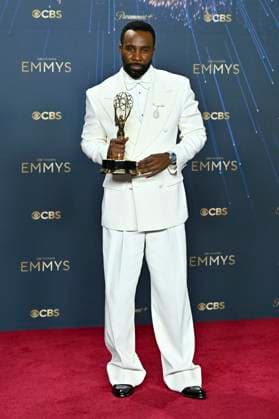Tramell Tillman mit dem Emmy für den besten Nebendarsteller in der Drama-Serie Severance beim Preisträger-Photocall der 77. Primetime Emmy Awards 2025 im Peacock Theater. Los Angeles, 14.09.2025
