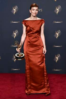 Britt Lower mit dem Emmy für die besten Hauptdarstellerin in der Drama-Serie Severance beim Preisträger-Photocall der 77. Primetime Emmy Awards 2025 im Peacock Theater. Los Angeles, 14.09.2025