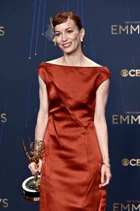 Britt Lower mit dem Emmy für die besten Hauptdarstellerin in der Drama-Serie Severance beim Preisträger-Photocall der 77. Primetime Emmy Awards 2025 im Peacock Theater. Los Angeles, 14.09.2025