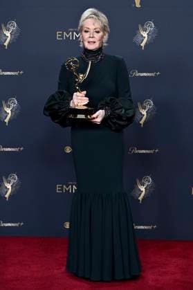 Jean Smart mit dem Emmy für die beste Hauptdarstellerin in der Comedy-Serie Hacks beim Preisträger-Photocall der 77. Primetime Emmy Awards 2025 im Peacock Theater. Los Angeles, 14.09.2025