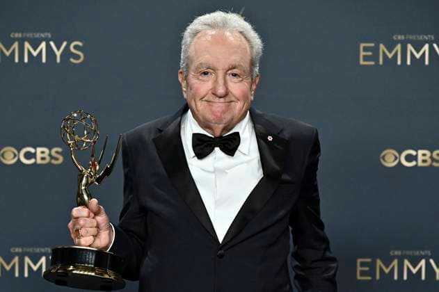 Lorne Michaels mit dem Emmy für Outstanding Variety Special (Live) für SNL50: The Anniversary Special beim Preisträger-Photocall der 77. Primetime Emmy Awards 2025 im Peacock Theater. Los Angeles, 14.09.2025