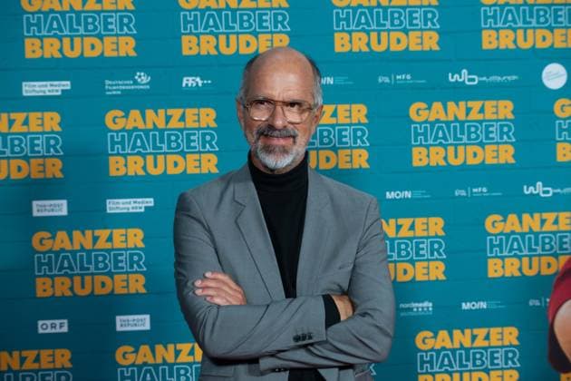 Christoph Maria HERBST, Schauspieler, Roter Teppich, Red Carpet Show, Ankunft, arrival, Filmpremiere GANZER HALBER BRUDER am 15.09.2025 im Cinedom-Kino in Koeln,