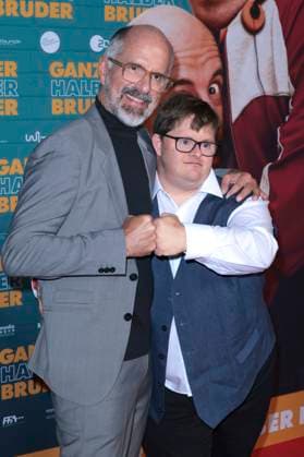 Christoph Maria Herbst und Nico Randel bei der Premiere des Kinofilms Ganzer halber Bruder im Cinedom. Köln, 15.09.2025