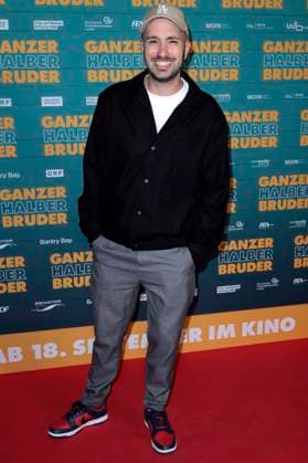Dominik Porschen bei der Premiere des Kinofilms Ganzer halber Bruder im Cinedom. Köln, 15.09.2025